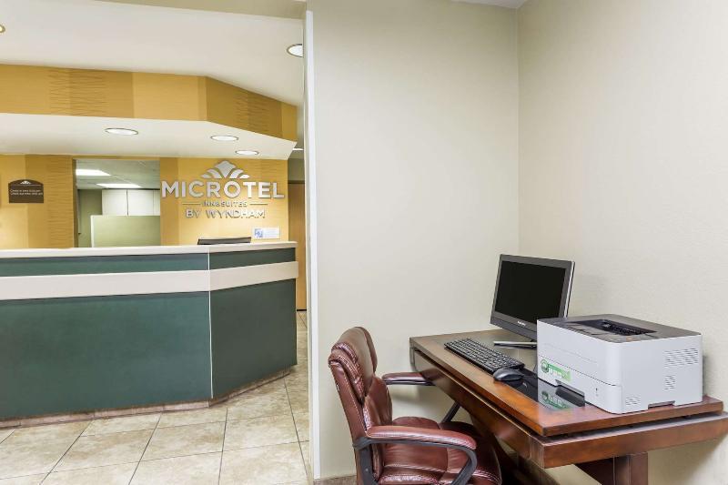 Microtel Inn Bowling Green Bagian luar foto